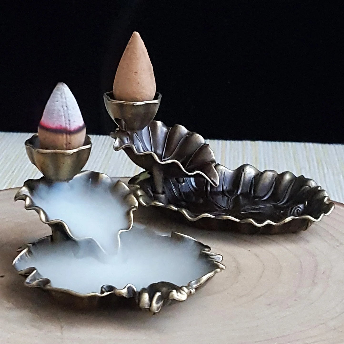 Mini lotus leaf burner